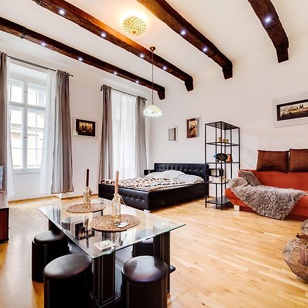 Art Apartments Ruzova Prague Luaran gambar