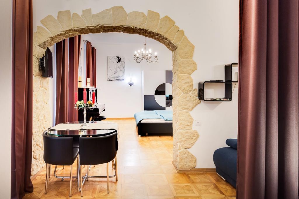 Art Apartments Ruzova Prague Luaran gambar